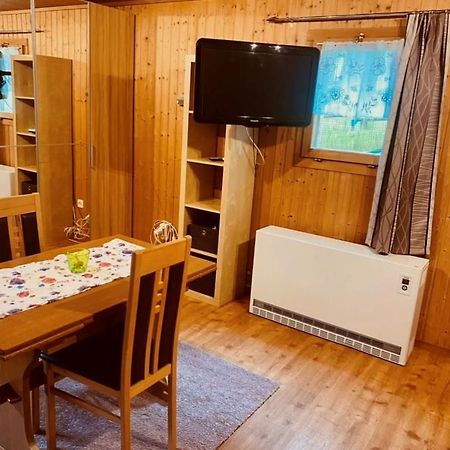 Guenstig Und Einfaches Studio Auf Dem Bauernhof Zuoz Exterior foto